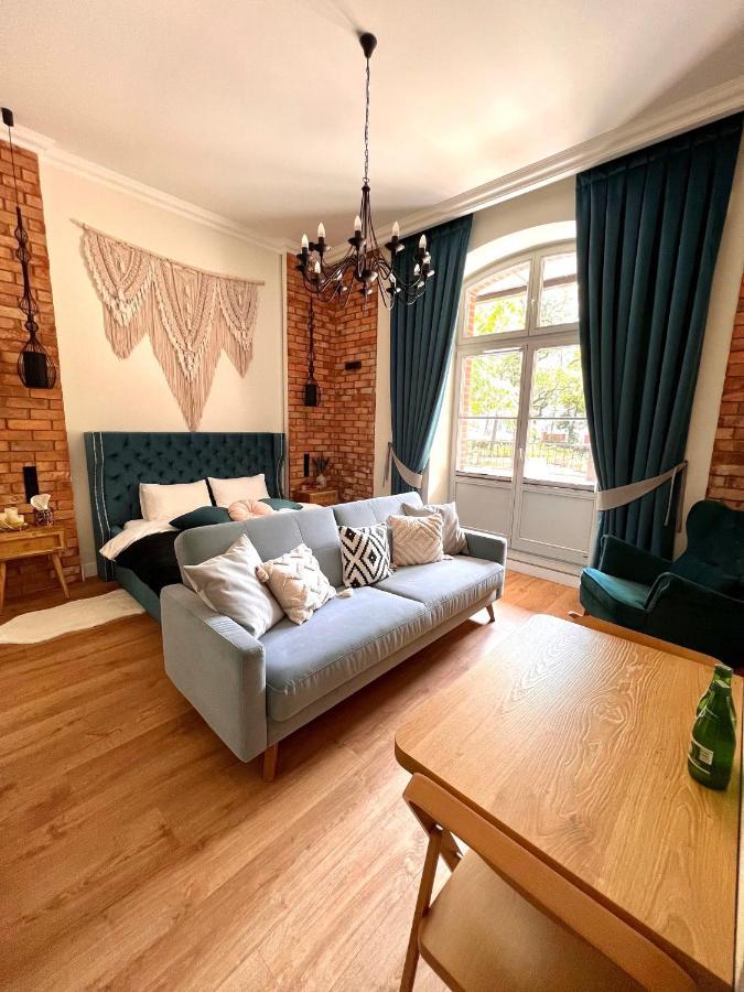 Brick Castle - Apartament Ulrich Вроцлав Экстерьер фото